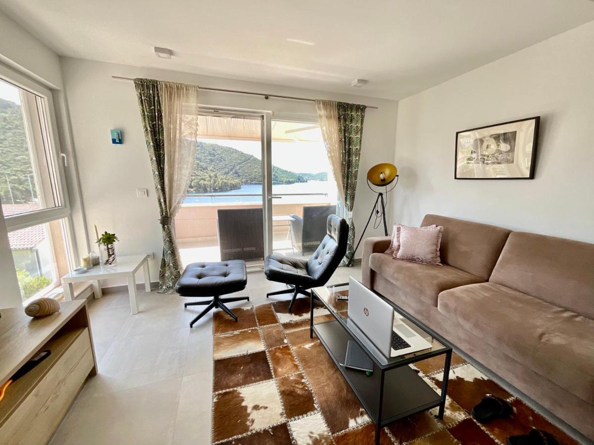 Villa Iva Lastovo Uble Exteriör bild