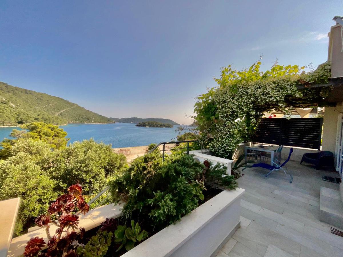 Villa Iva Lastovo Uble Exteriör bild