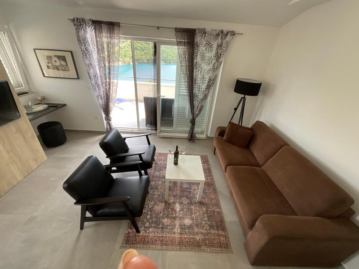 Villa Iva Lastovo Uble Exteriör bild