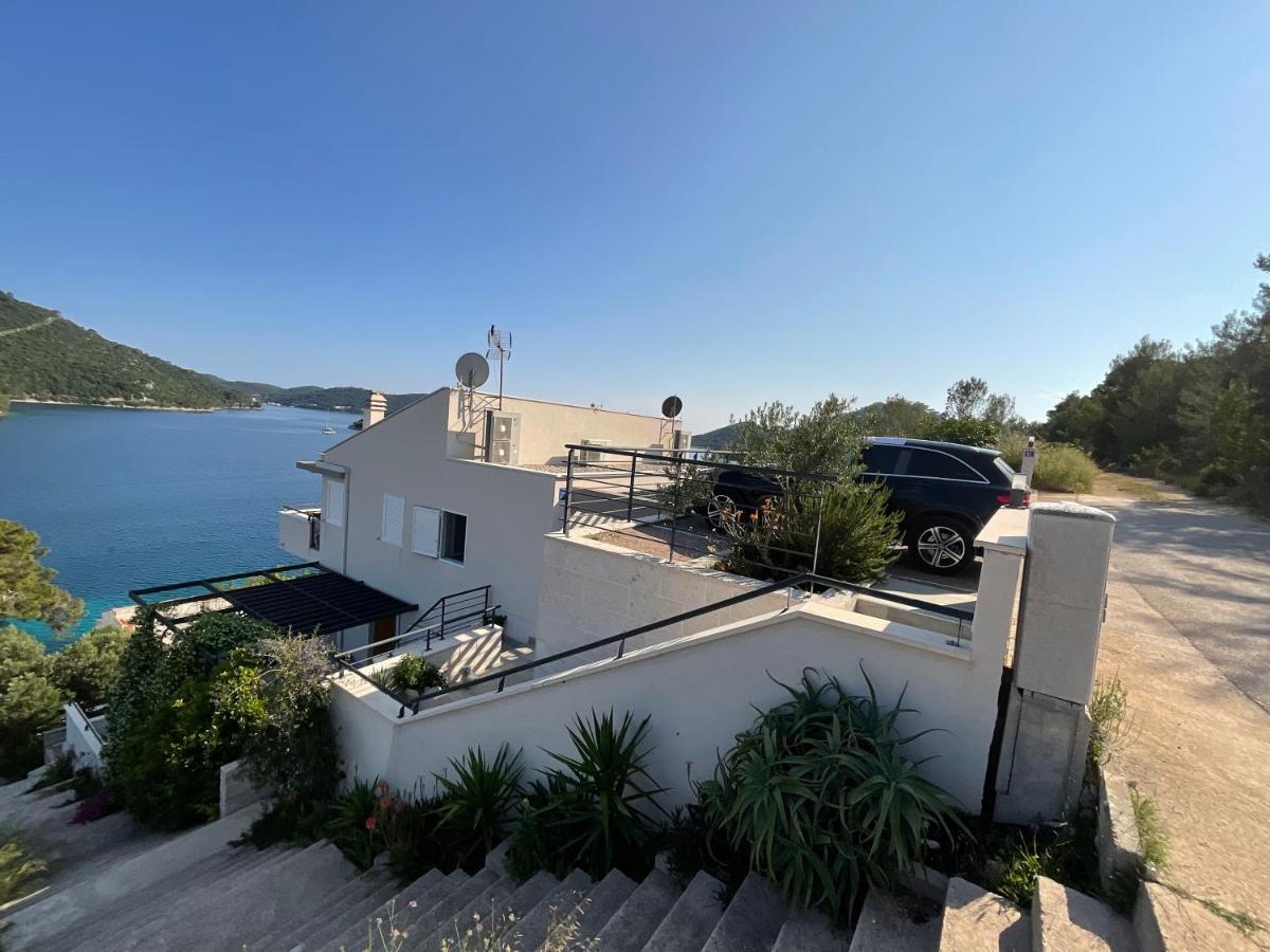 Villa Iva Lastovo Uble Exteriör bild