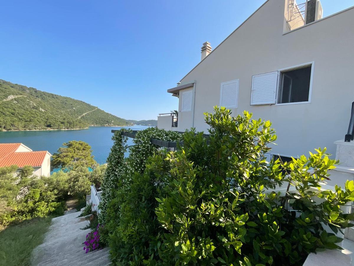 Villa Iva Lastovo Uble Exteriör bild