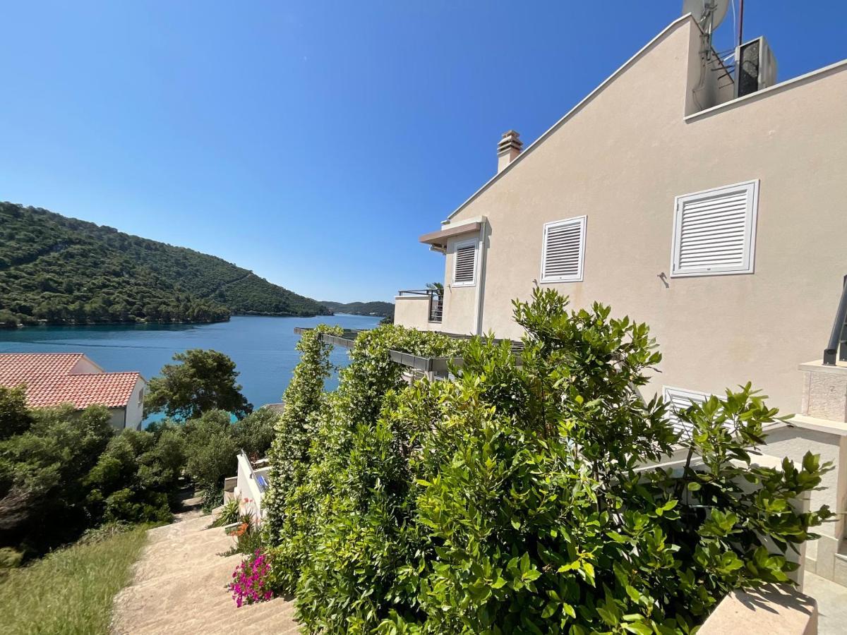 Villa Iva Lastovo Uble Exteriör bild