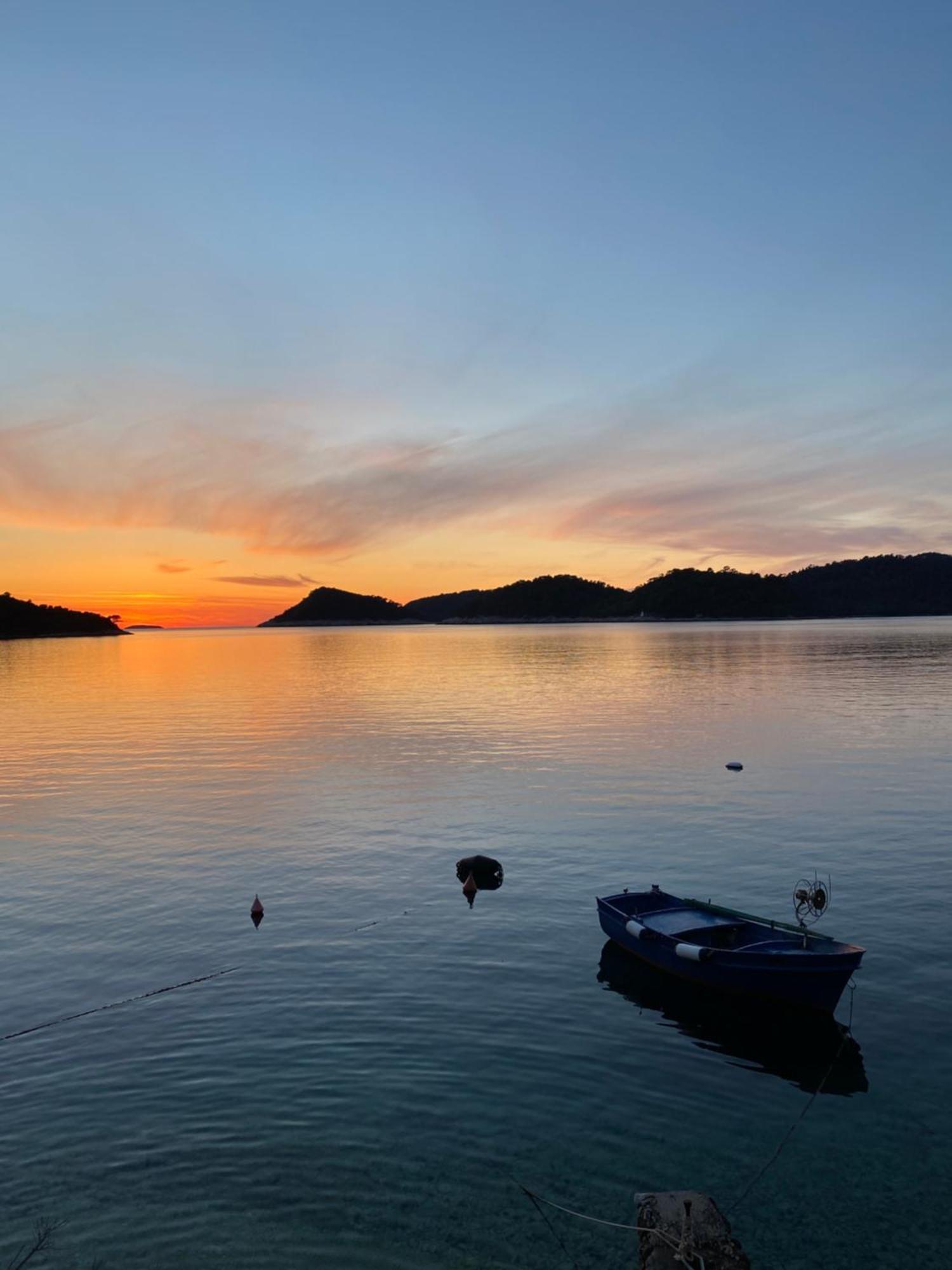 Villa Iva Lastovo Uble Exteriör bild